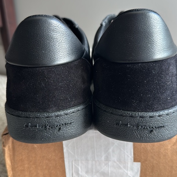 ‼️SOLD ‼️ Ferragamo, Achille sneaker, black, 9, like new - Picture 9 of 14